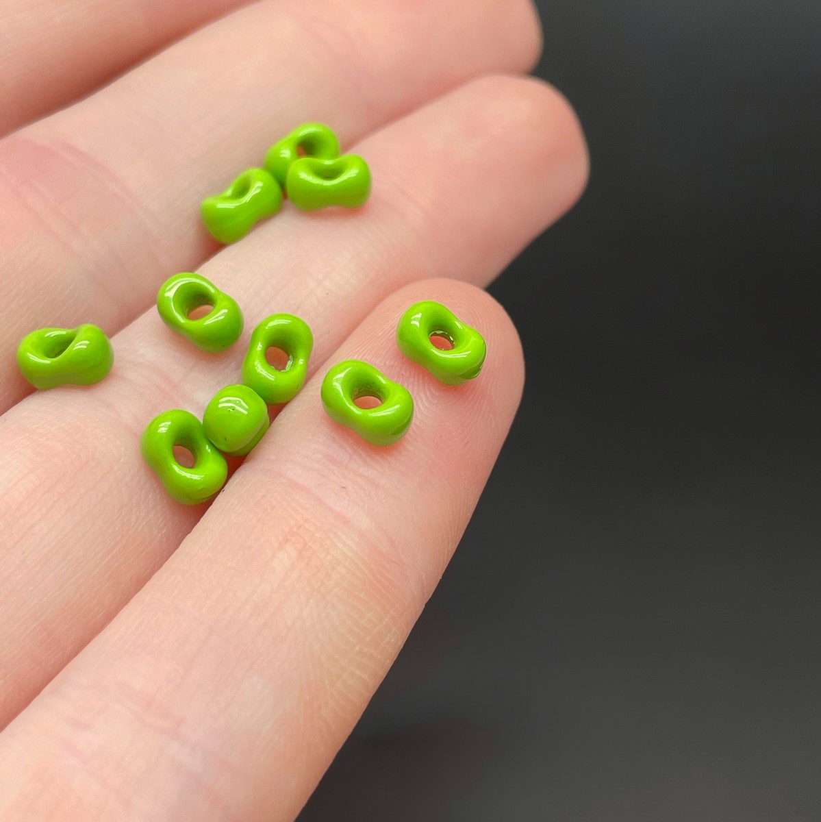 4*6 мм , Бусина - разделитель зеленая эмаль уп.10шт