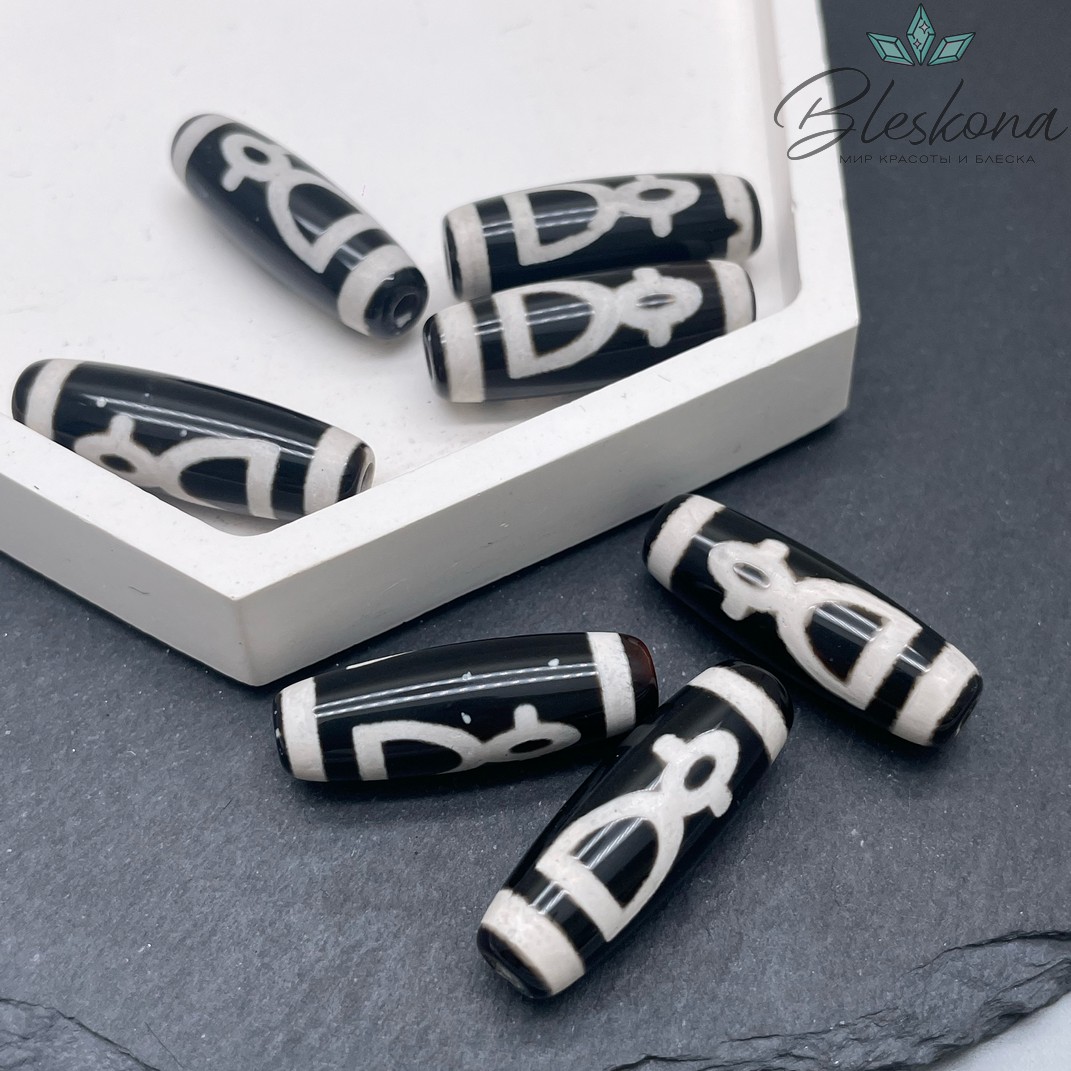 Бусина Дзи Кубера черно-белый бочонок 30*11 мм