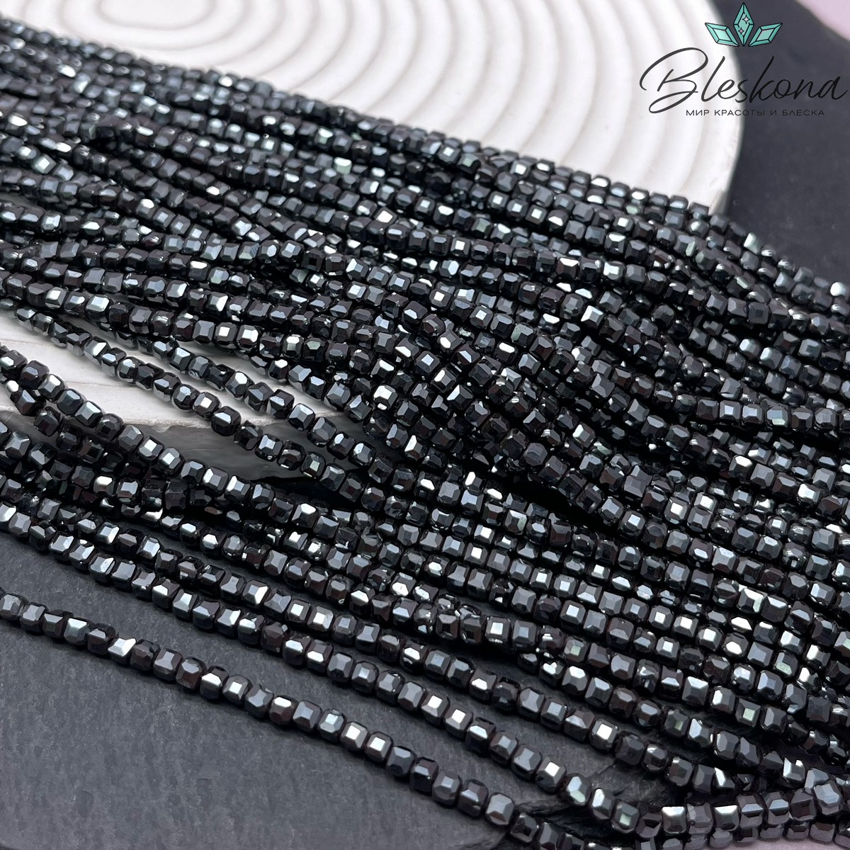 2,5 мм Гематин имитация куб квадратная огранка