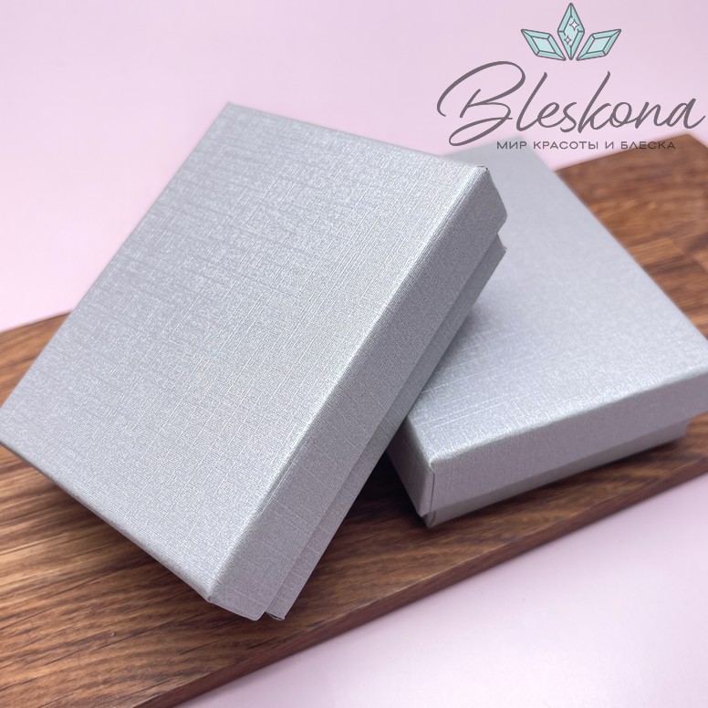 Коробка Серая фактурная полосы черная подложка 9*7*3 см