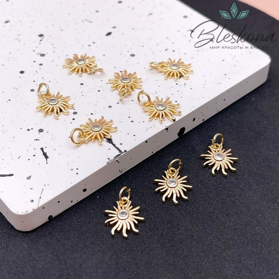 12.5*11 мм Цвет золото, Подвеска Солнце с цирконом
