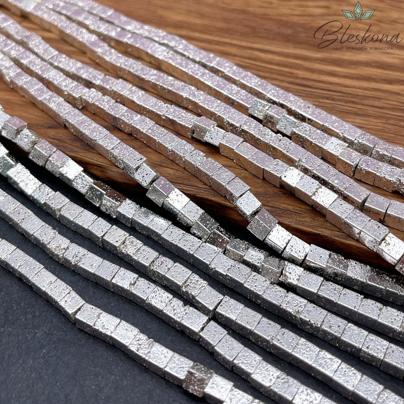 4 мм Гематин имитация, пористый, цвет светлое серебро, куб