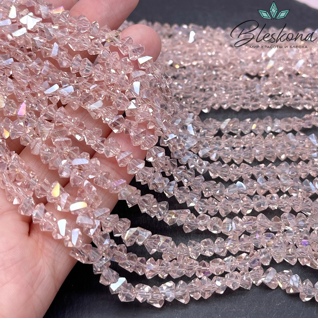 Чешское стекло №125 6 мм треугольник