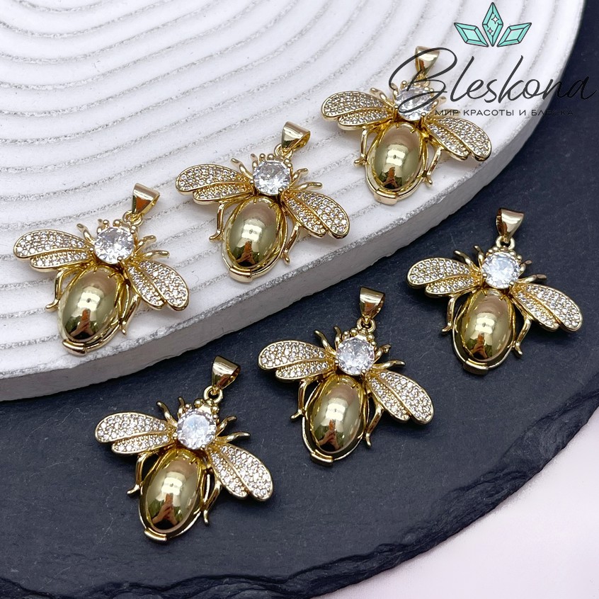 25*28 мм Цвет золото, Подвеска Муха циркон
