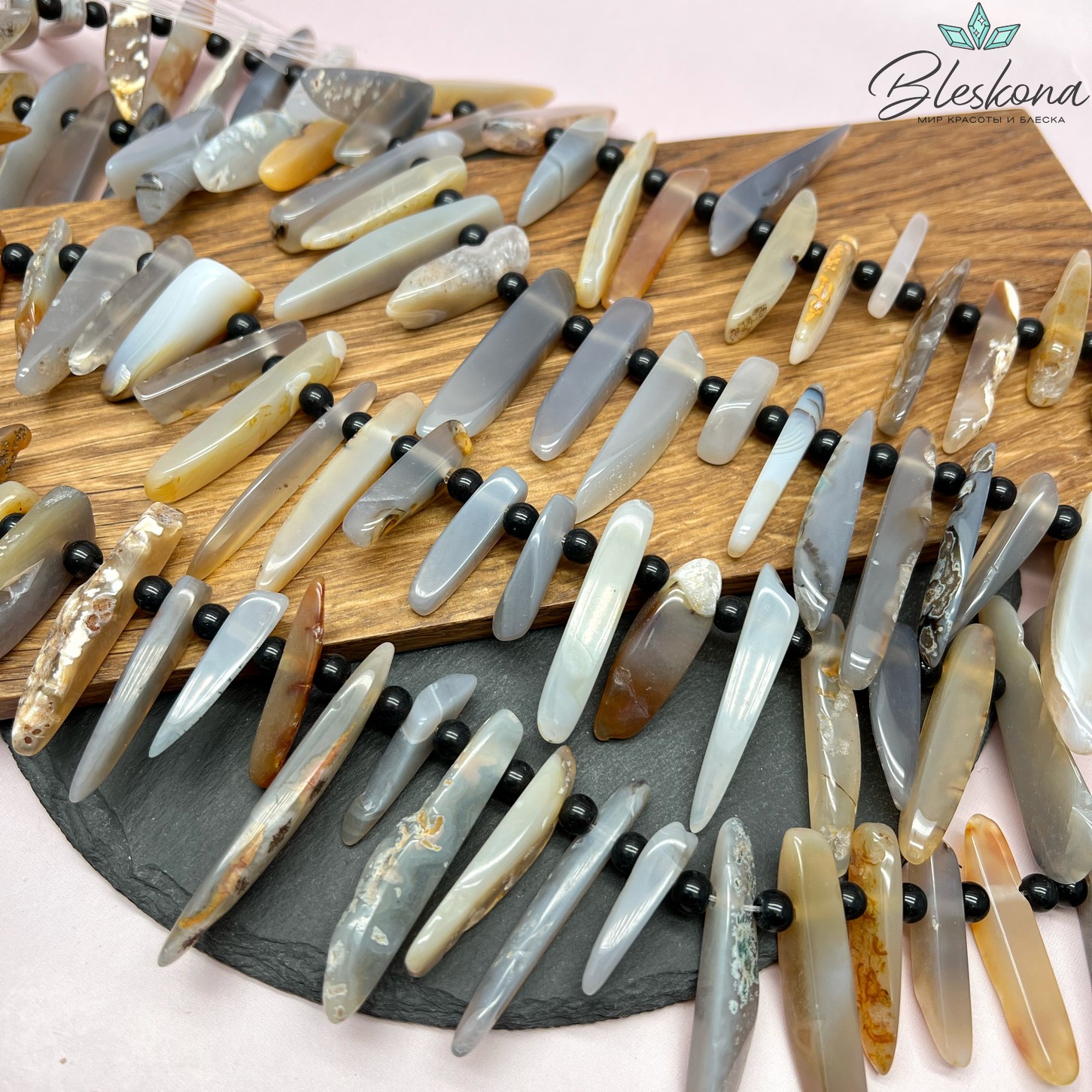 Агат серый №1 сколы (28-50)*(5-10) мм