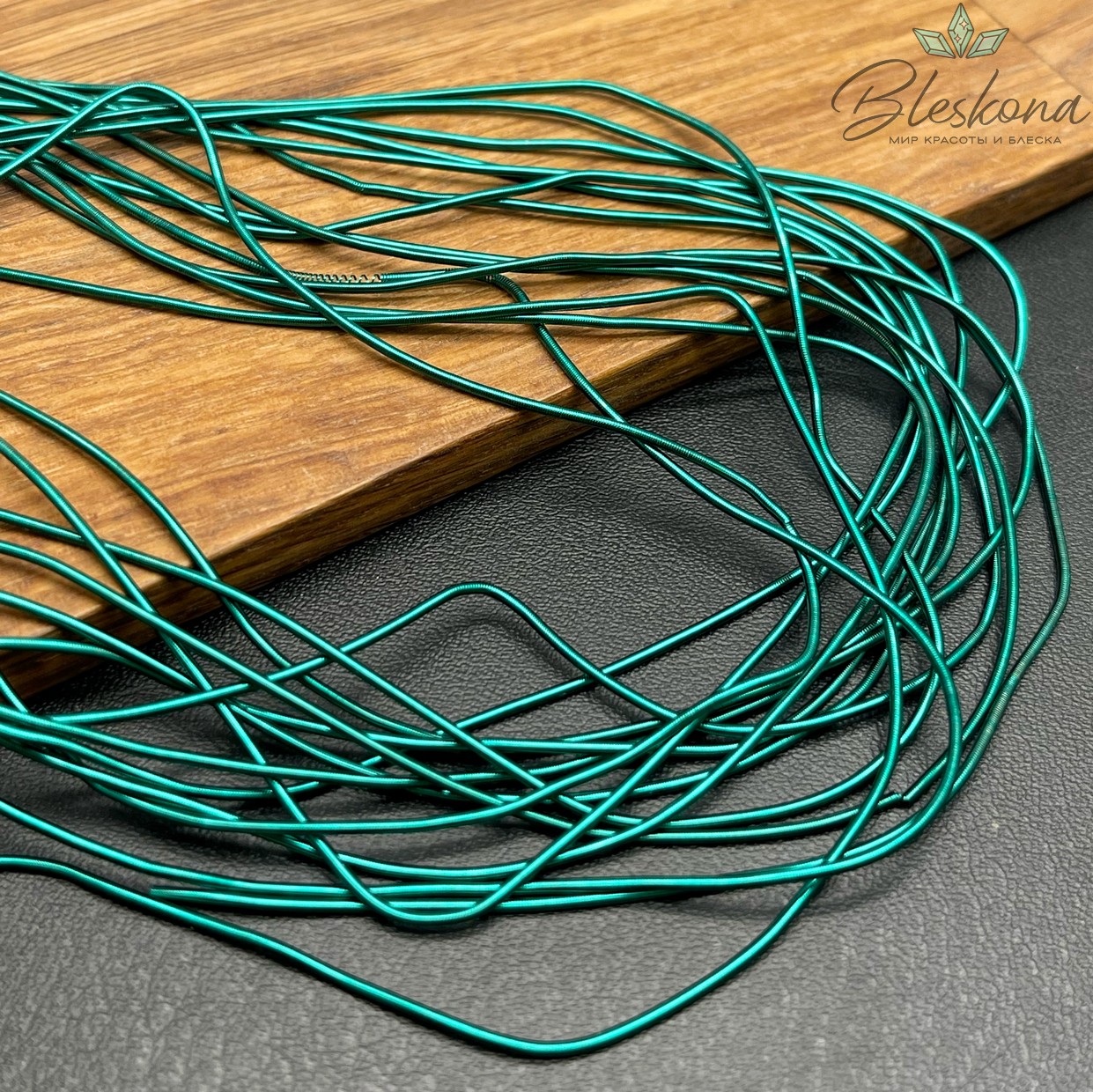 Канитель мягкая гладкая 1 мм, Цвет MD-16 уп.5 гр (оттенок зеленого)