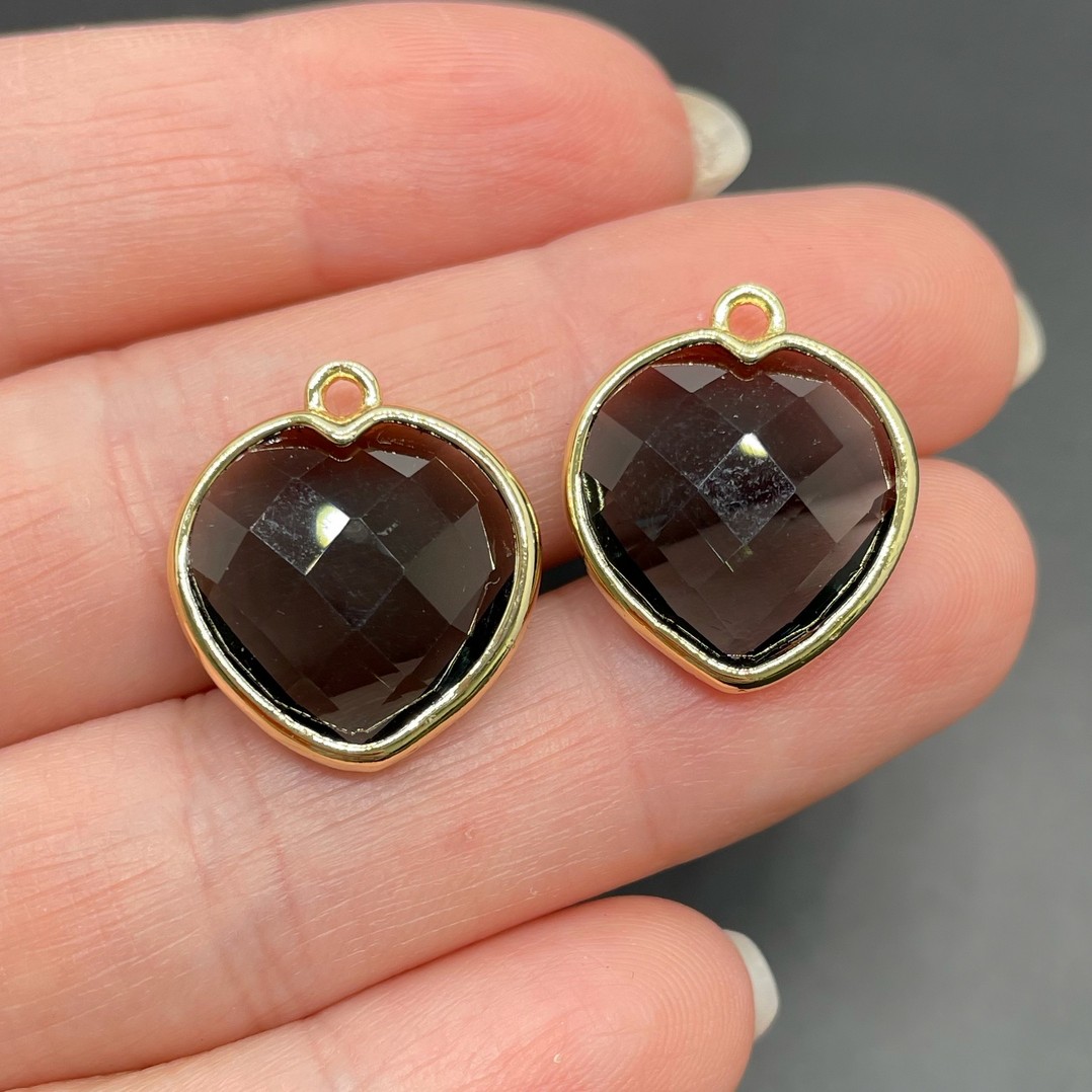 15 мм, Цвет золото, Подвеска сердце дымчатое огранка