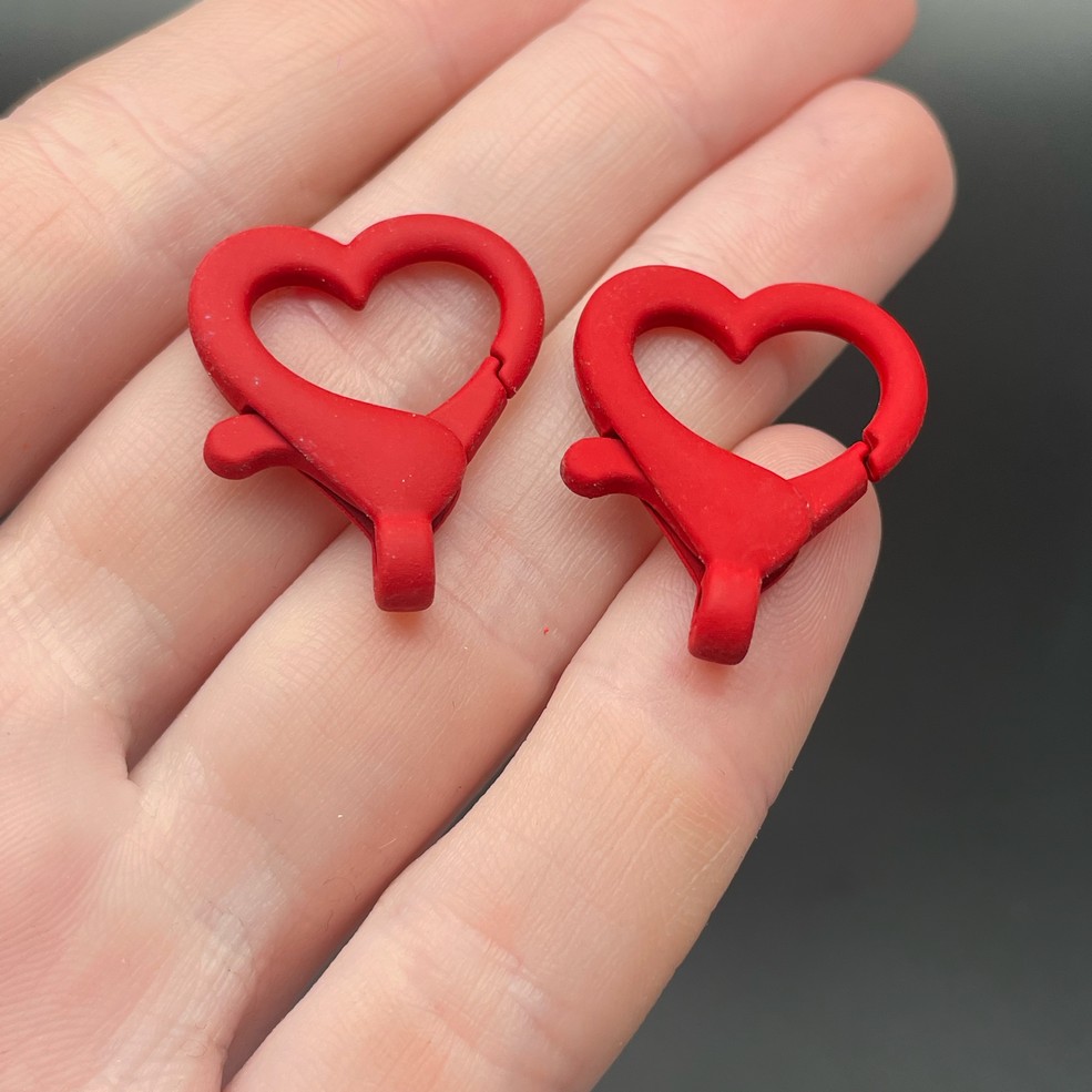22*26мм , Замок крупный сердце красная  эмаль матовая