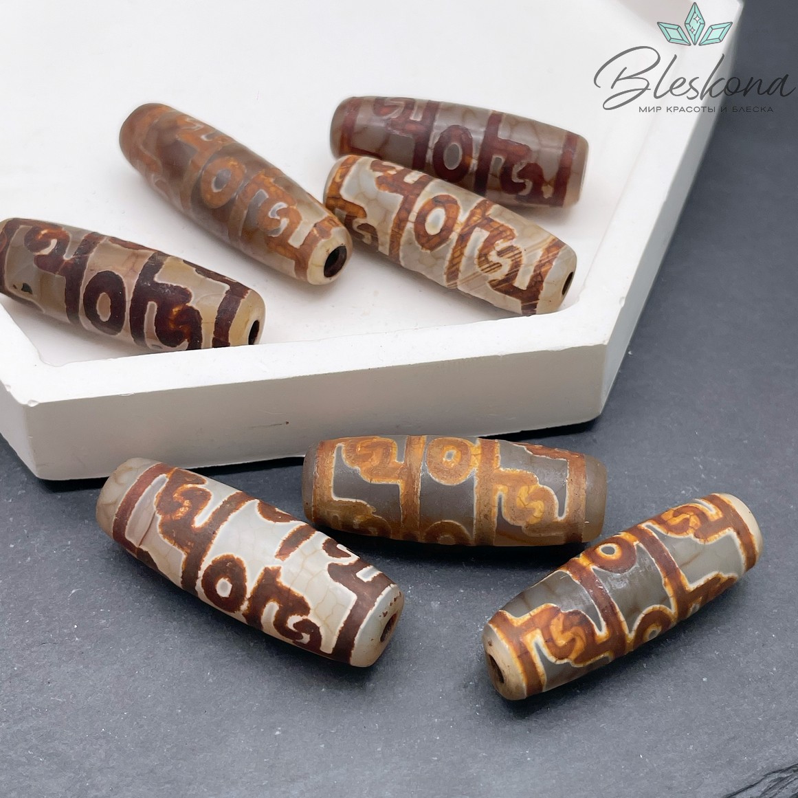 Бусина Дзи Пурба (Пхурба) серо-коричневый бочонок 30*11 мм