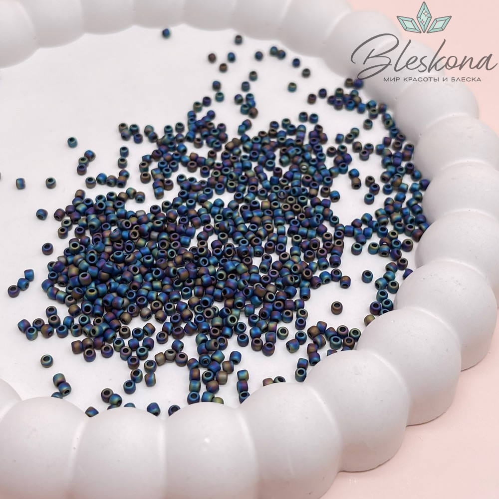 Бисер TOHO round 11/0 цвет №82F (оттенок темно-синего)