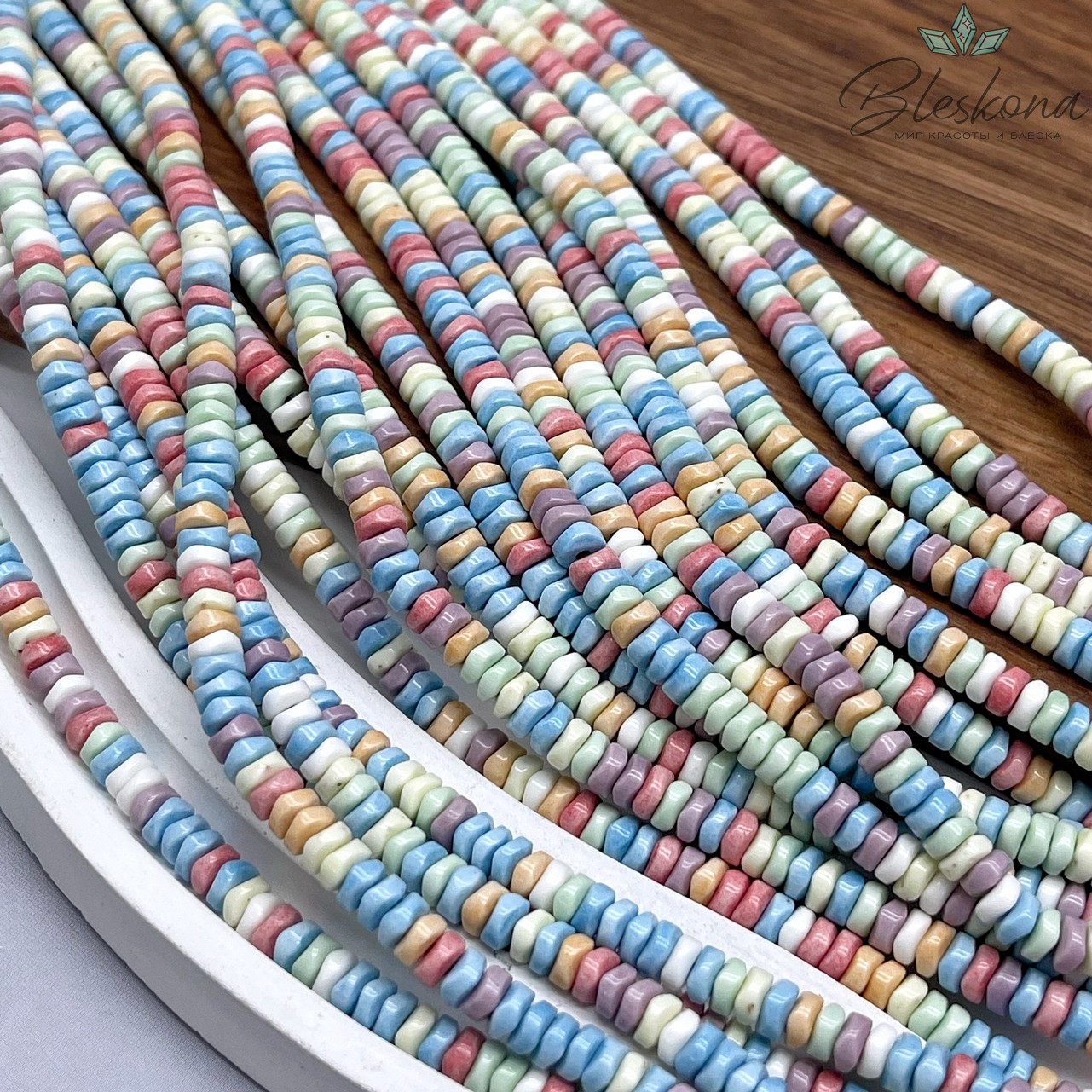 Радужный Агат диски волна микс 2*4 мм (имитация)