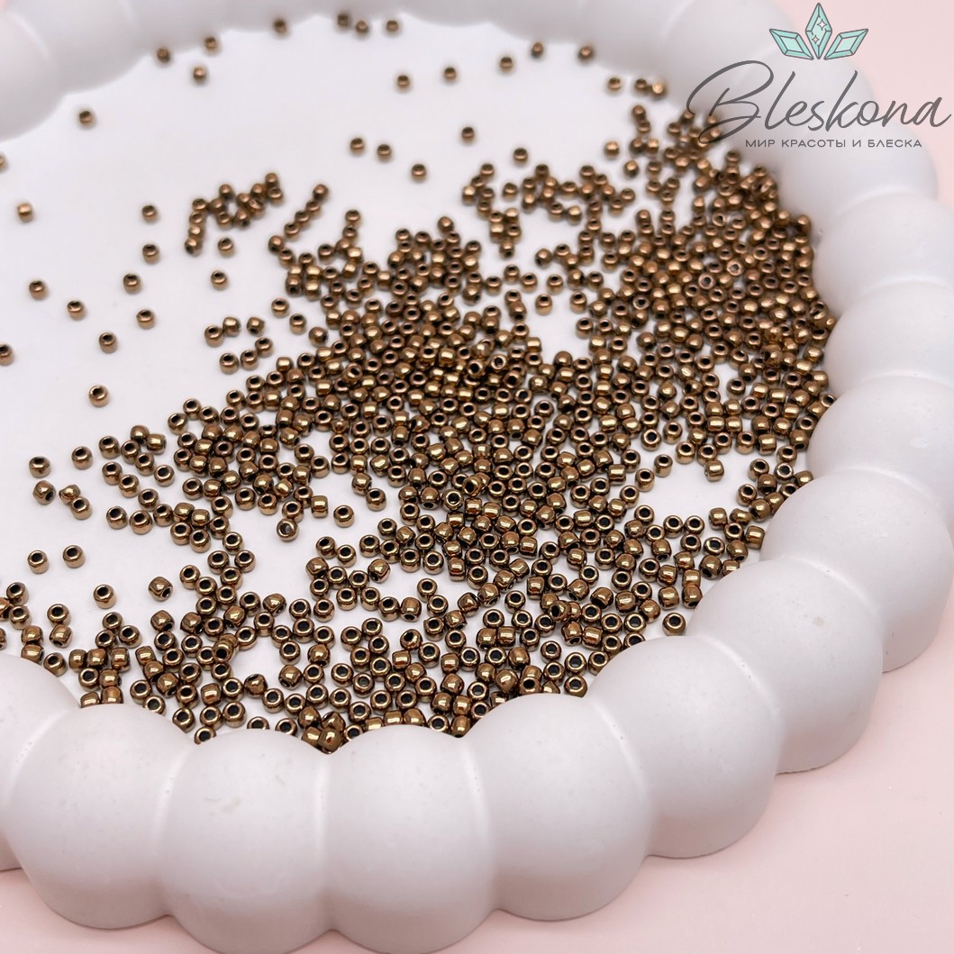 Бисер TOHO round 11/0 цвет №221 (оттенок медного)