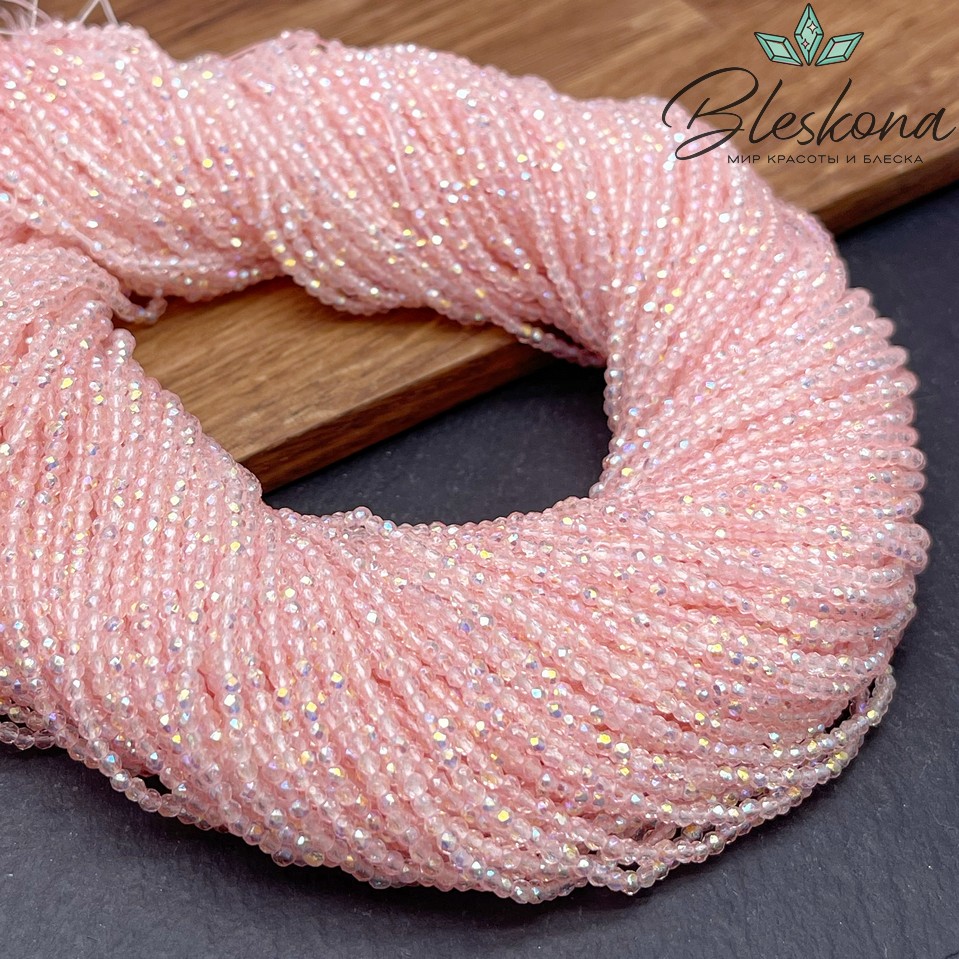 2 мм Бусины стекло светло-розовое с переливом алмазная огранка