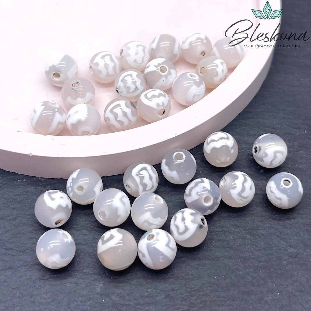 Бусина Дзи Птица Гаруда серо-белый шар 8 мм уп.15 шт.