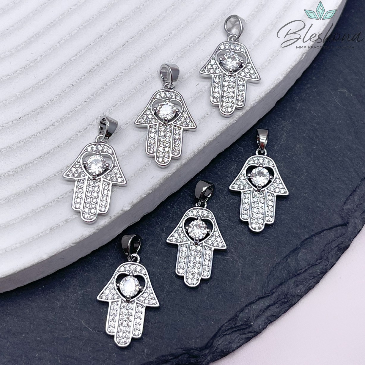 19*12,9 мм Цвет серебро, Подвеска Рука Фатимы сердце цирконы