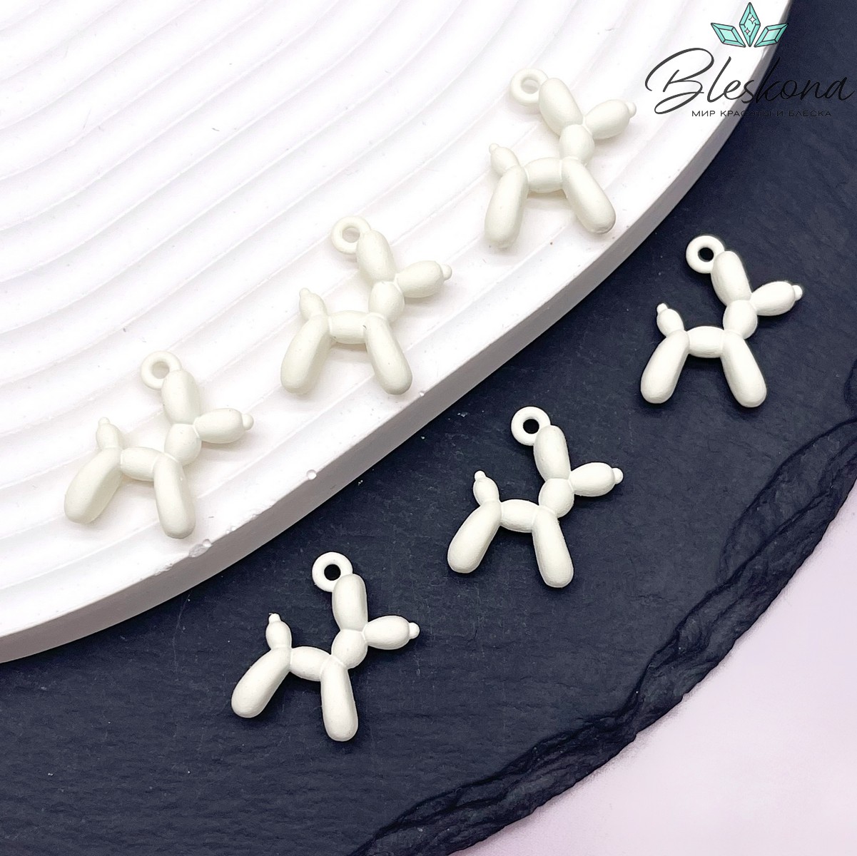 14*18 мм, Подвеска пудель белая эмаль матовая