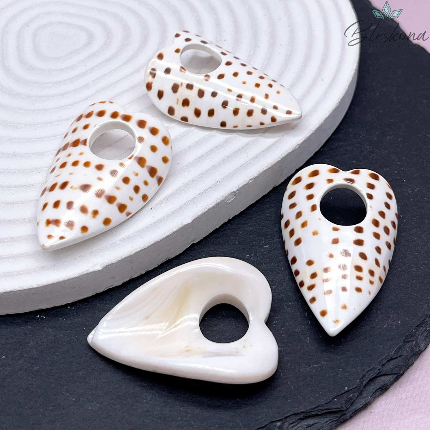 (44-27)*(47-30) мм, Подвеска перламутр сердце с отверстием леопардовый принт