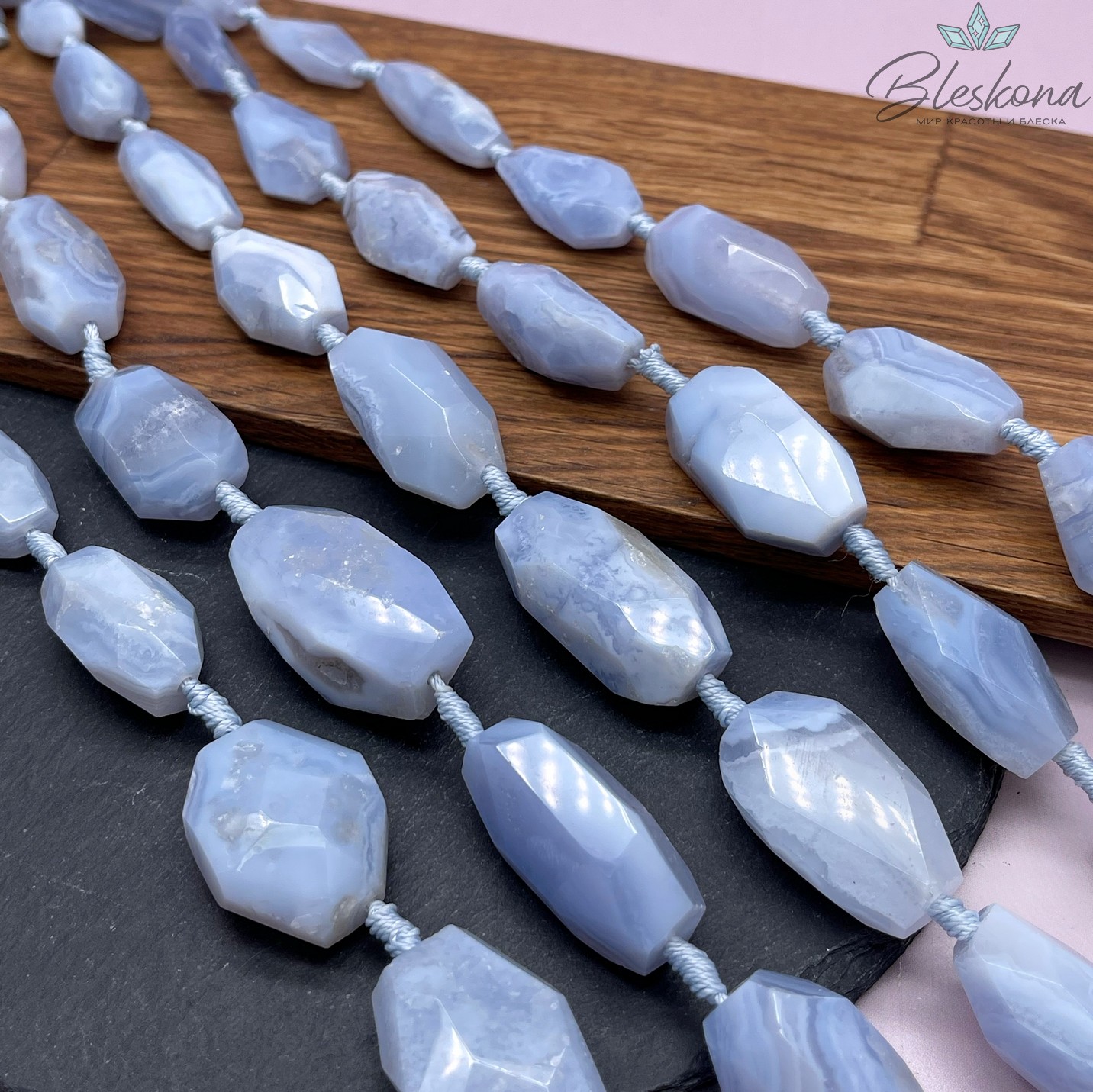 (23-40)*(14-24) мм, Агат голубой (Сапфирин) фриформ огранка №1