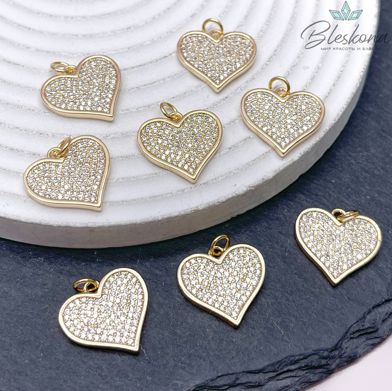 18*17,5мм, Цвет золото, Подвеска сердце стразы