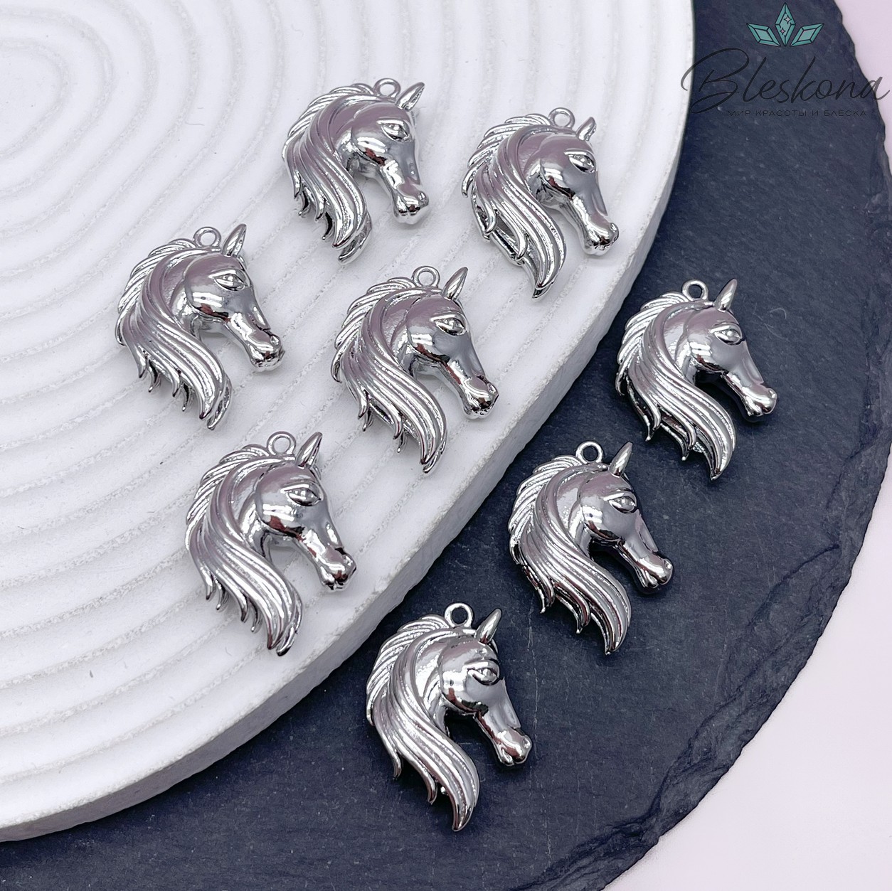 25,5*20 мм Цвет серебро, Подвеска Лошадь