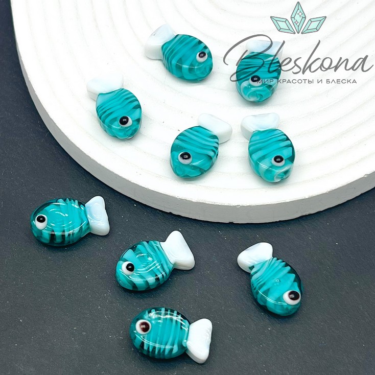 20*12 мм  Бусина рыбка прозрачно- зеленая