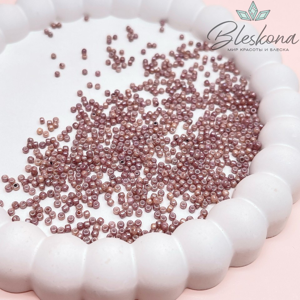 Бисер TOHO round 11/0 цвет №1203 (оттенок пудрового)
