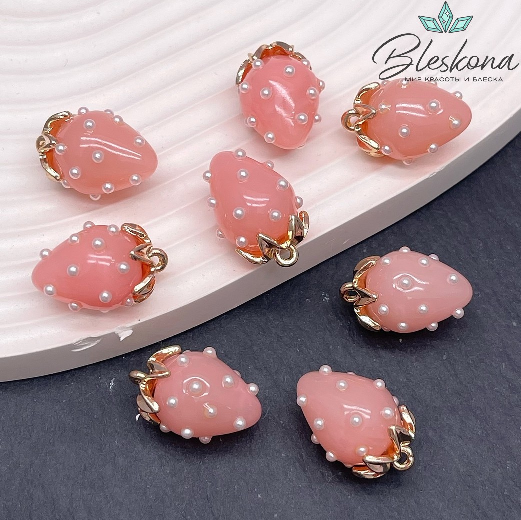 19*13 мм Цвет золото, Подвеска клубничка розовая