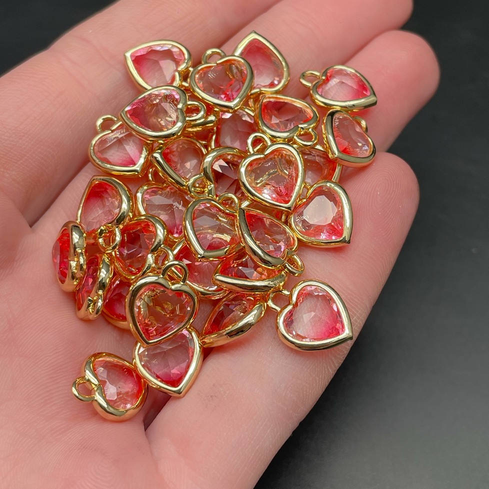 10 мм, Цвет золото, Подвеска сердце стекло прозрачно-розовое