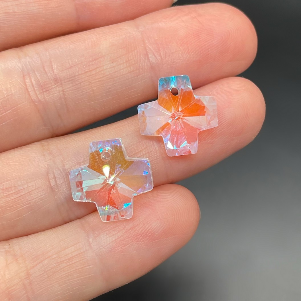 14 мм, Стекло Lux, Подвеска крест, цвет прозрачный с переливом