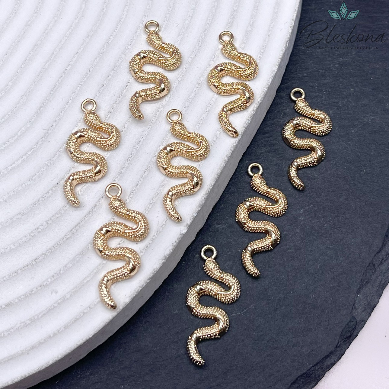26*12мм Цвет золото, Подвеска змея точки