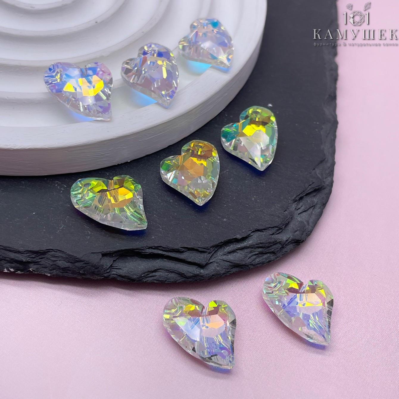 16,5*14 мм, Подвеска сердце стекло белое с переливом (AB) уп. 2 шт