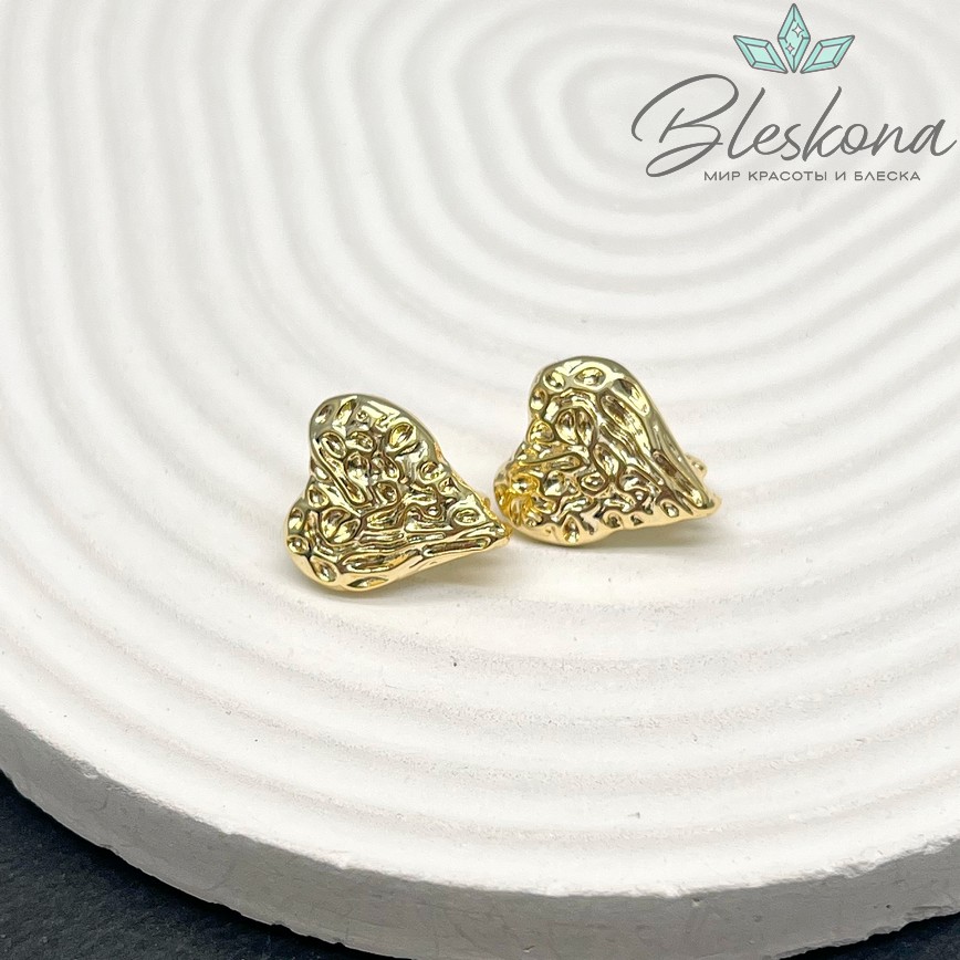 17*15 мм Цвет золото Швензы Сердце рельефное Люкс