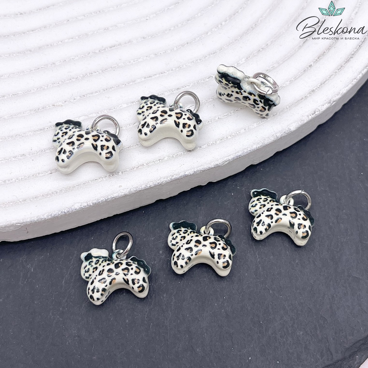 12*14,5 мм Цвет серебро, Подвеска Лошадка леопардовый принт эмаль