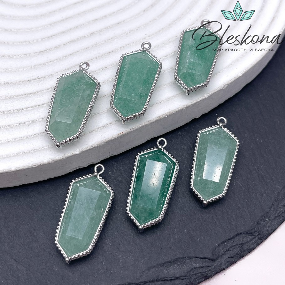 13,5*30мм, цвет серебро ,Подвеска Шестиугольник Кварц тонированный зеленый в обрамлении цирконы