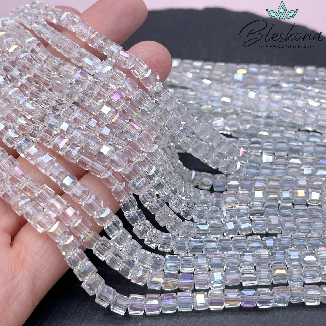 Чешское стекло №132 цвет №107 4,5 мм