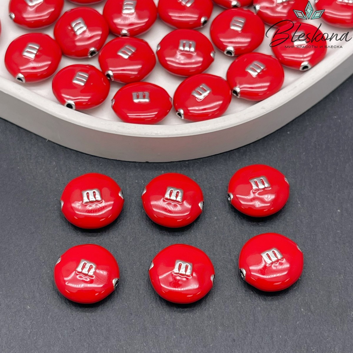 14*13 мм Цвет серебро, Бусина M&M`s красная эмаль