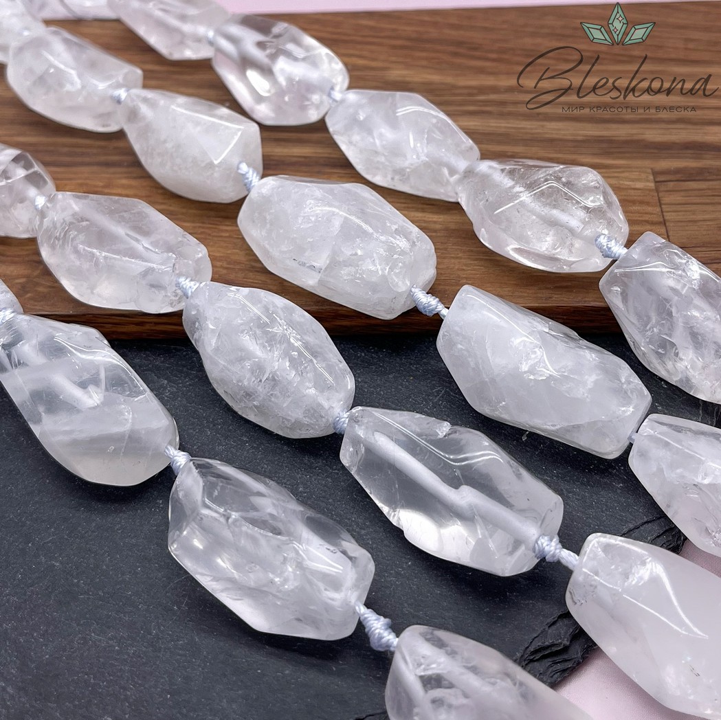 Горный хрусталь фриформ огранка (30-40)*(16-21) мм