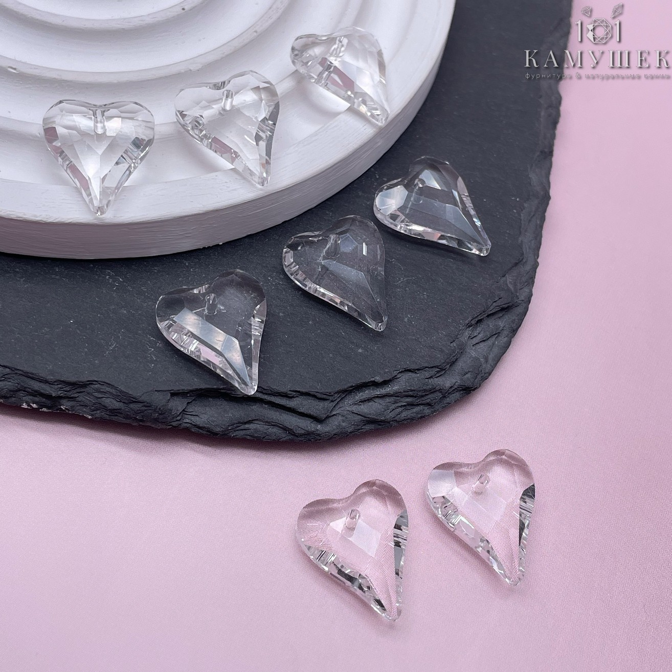 17,5*14,5 мм, Подвеска сердце стекло белое уп. 2 шт