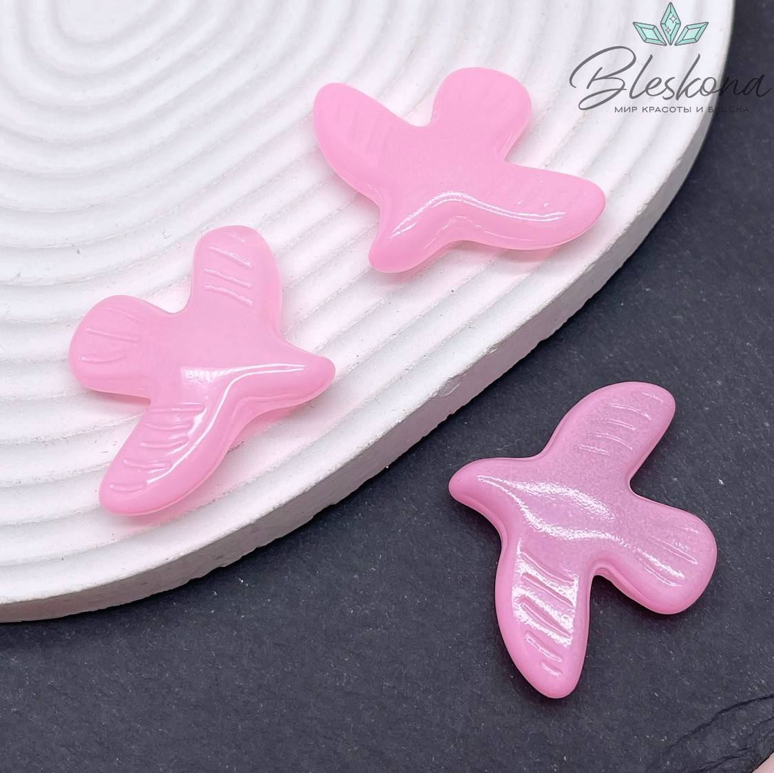 33*42 мм  Бусина голубь розовый