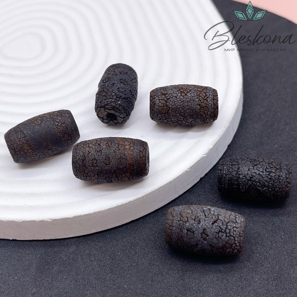 Бусина Дзи Молния и мистический узел черный бочонок в термической обработке 22*13 мм