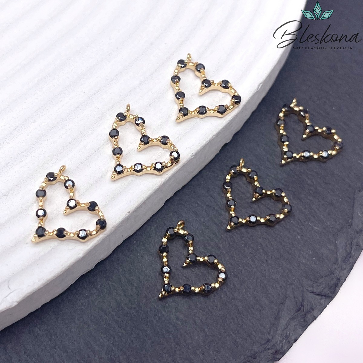 15,5*13,5 мм Цвет золото, Подвеска Сердце черные цирконы по контуру P13901