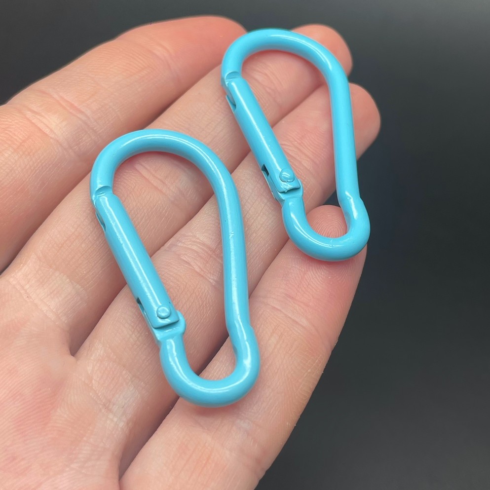 22*45,7мм , Замок-карабин крупный голубая  эмаль 