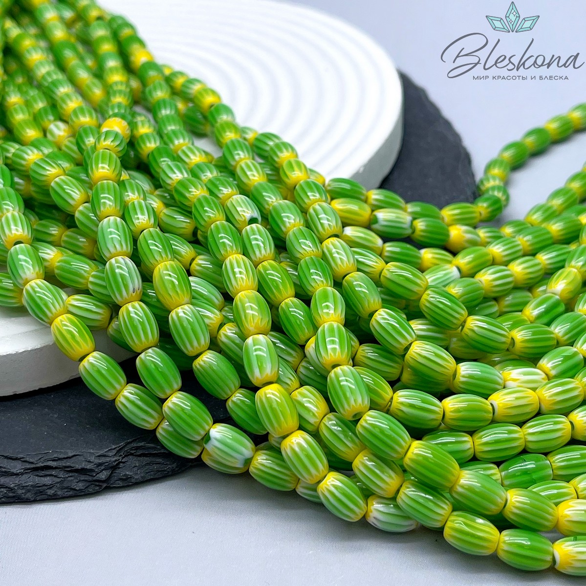 Муранское стекло бочата желто- зеленые, полосы 9*6 мм