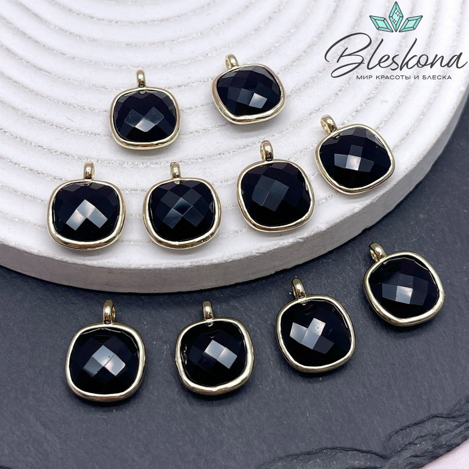 13мм, цвет золото ,Подвеска квадрат Агат черный в обрамлении 