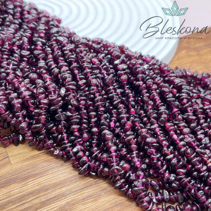 Крошка Гранат фиолетовый ширина бусин ~ 5-6 мм