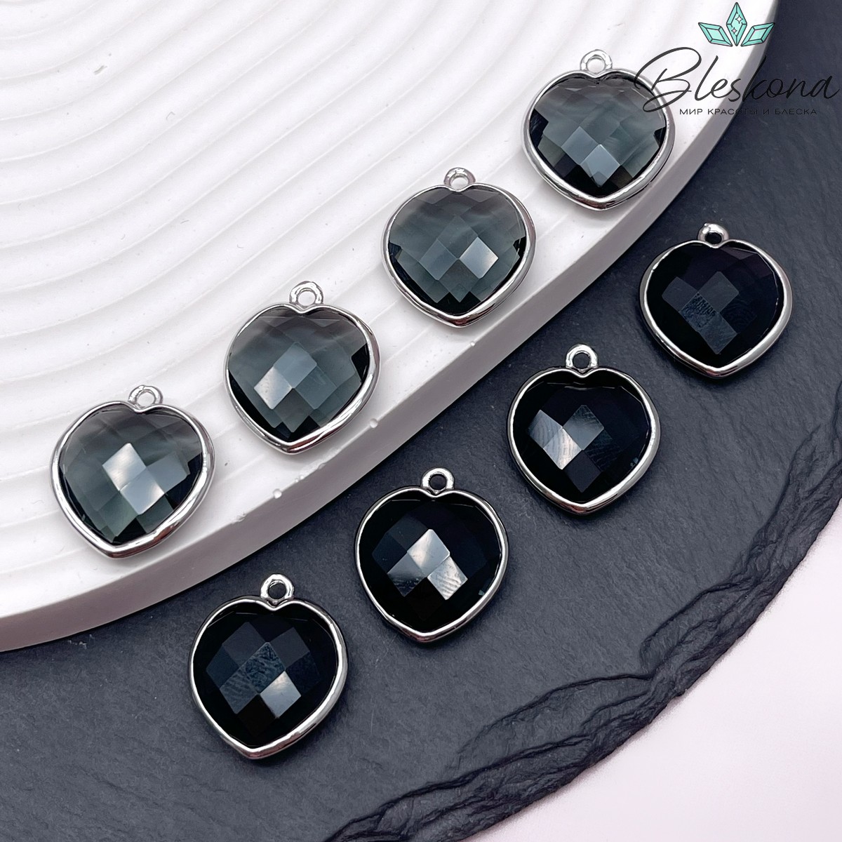 15 мм, Цвет серебро, Подвеска сердце дымчатое огранка