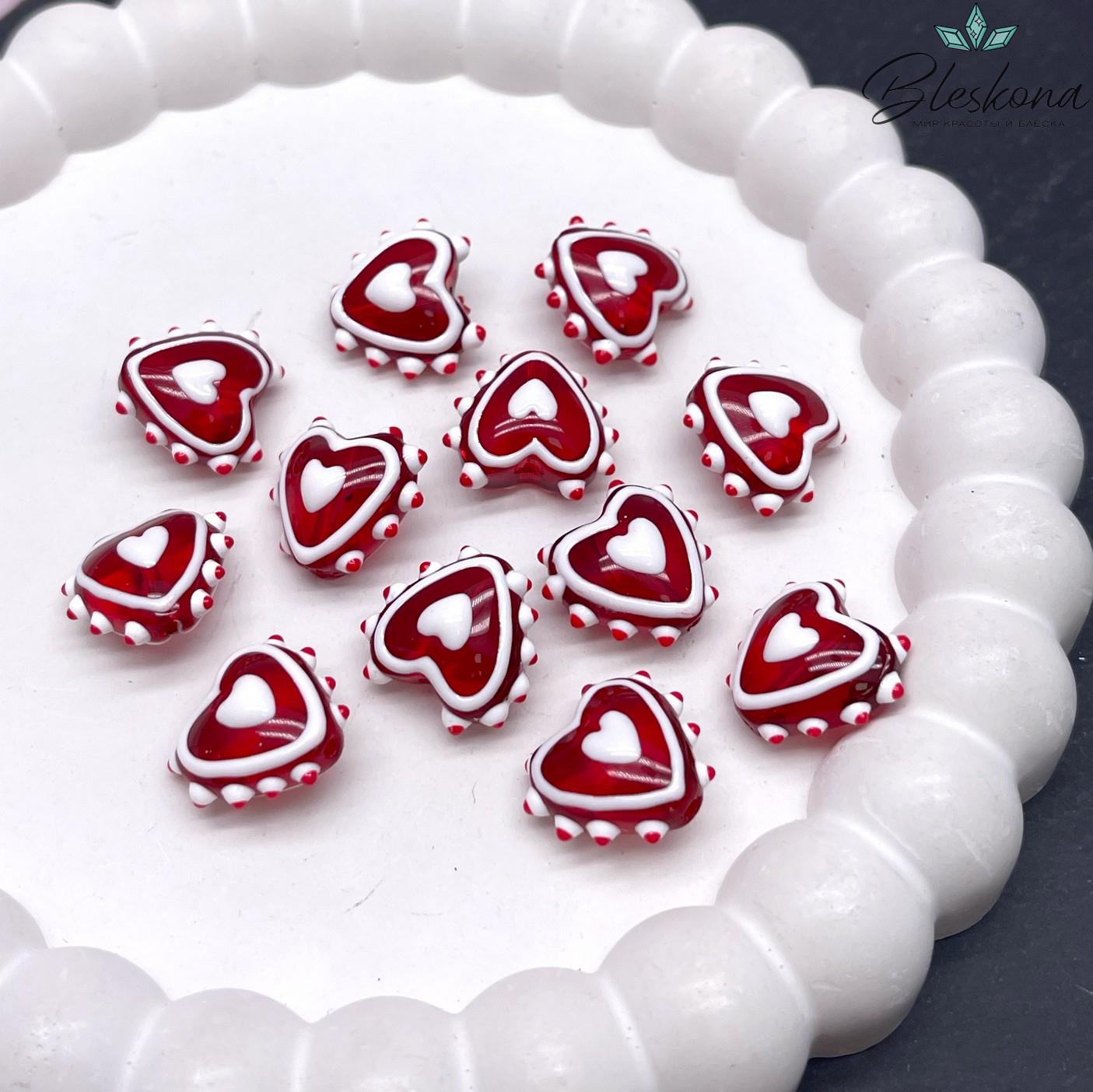 15*16 мм Бусина сердце красное