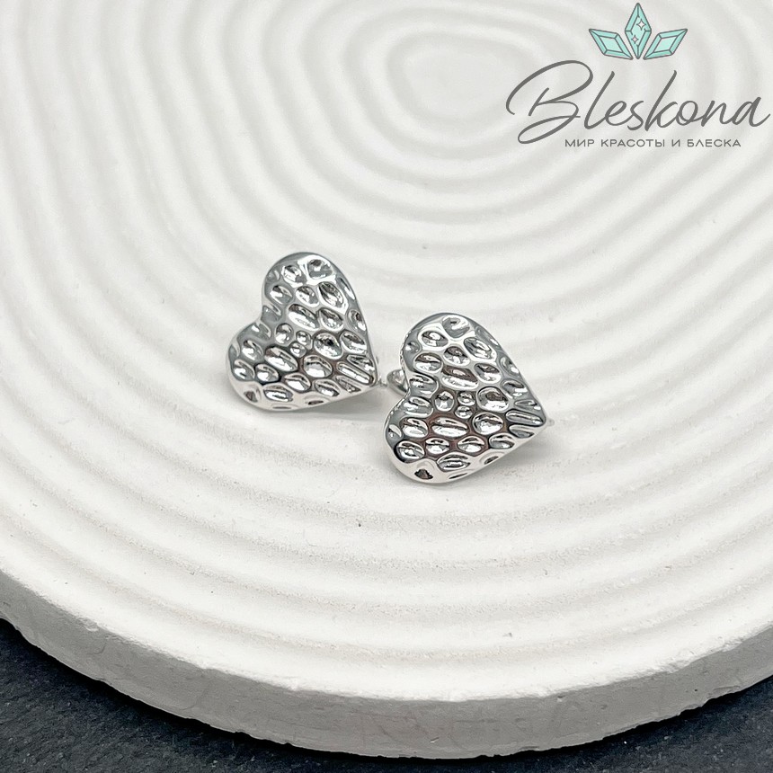 17 мм Цвет серебро Швензы Сердце рельефное Люкс