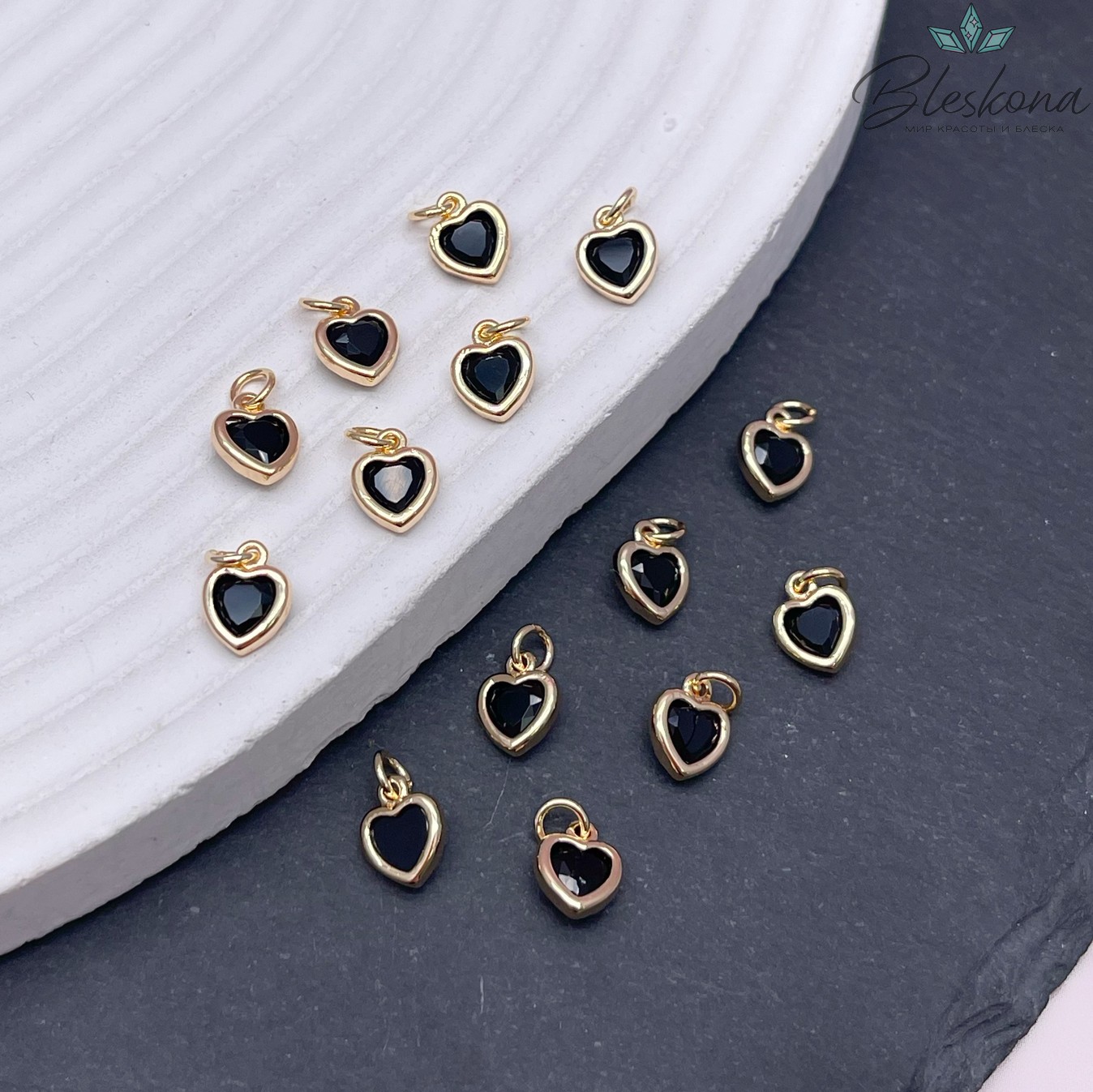 8,3*6,4 мм Цвет золото, Подвеска Сердце черный циркон