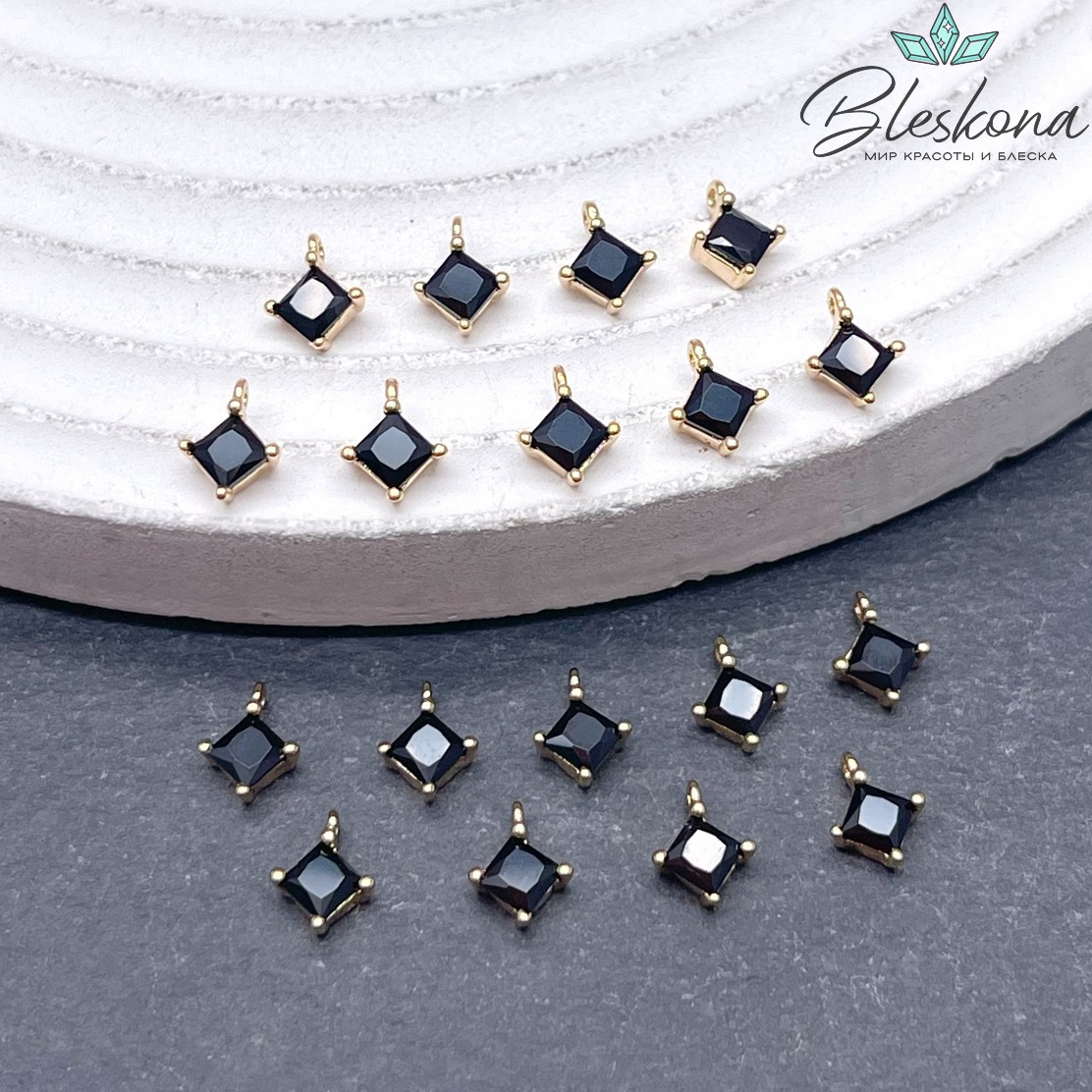 Подвеска ромб мини черный циркон,цвет золото 6,6*5мм 
